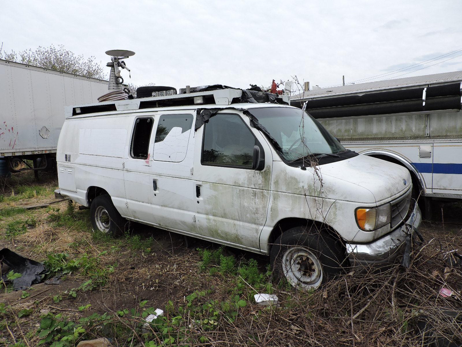 Former KRON 'News Van' with 29-Foot Telescoping Antenna -- Ford E350 Van