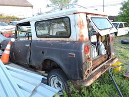 1971 International Scout / Removable Hardtop with Roof Rack