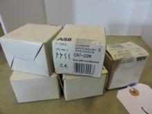 Lot of 5 - ABB Auxilliary Contact CA7-22M / GJL2801315R0008 / NEW in Box