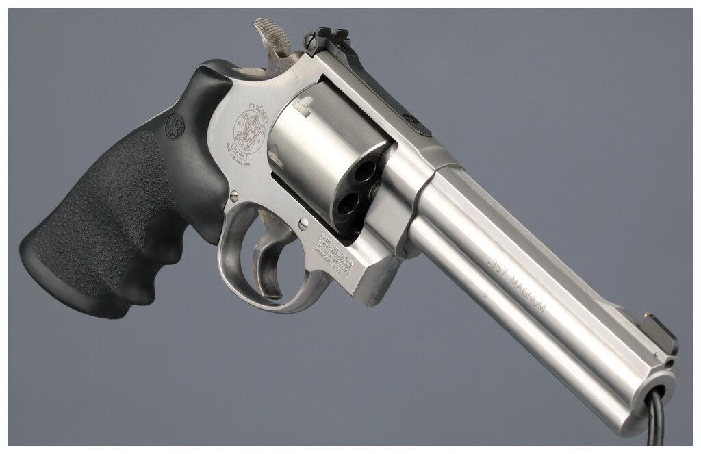 Smith & Wesson Model 627-2 Double Action Revolver with Case
