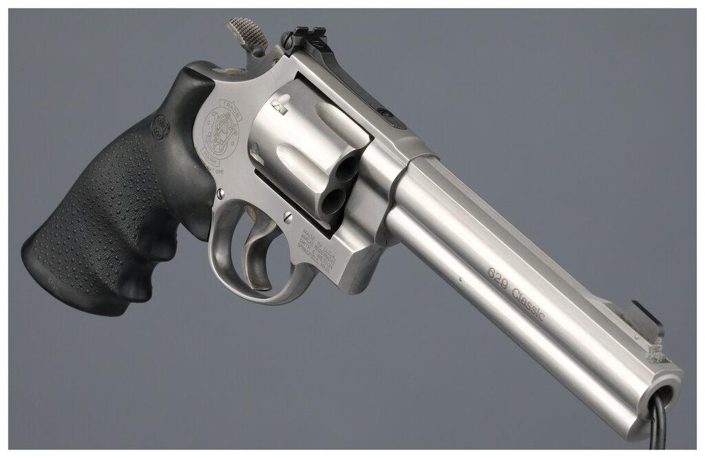 Smith & Wesson Model 629-4 Classic Double Action Revolver