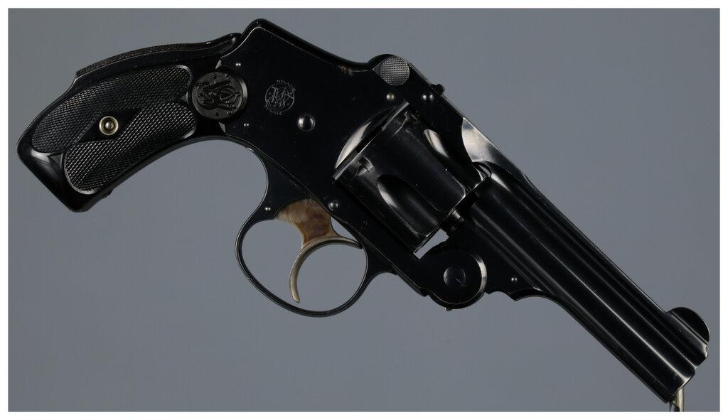 Smith & Wesson .38 Safety Hammerless 5th Model Revolver