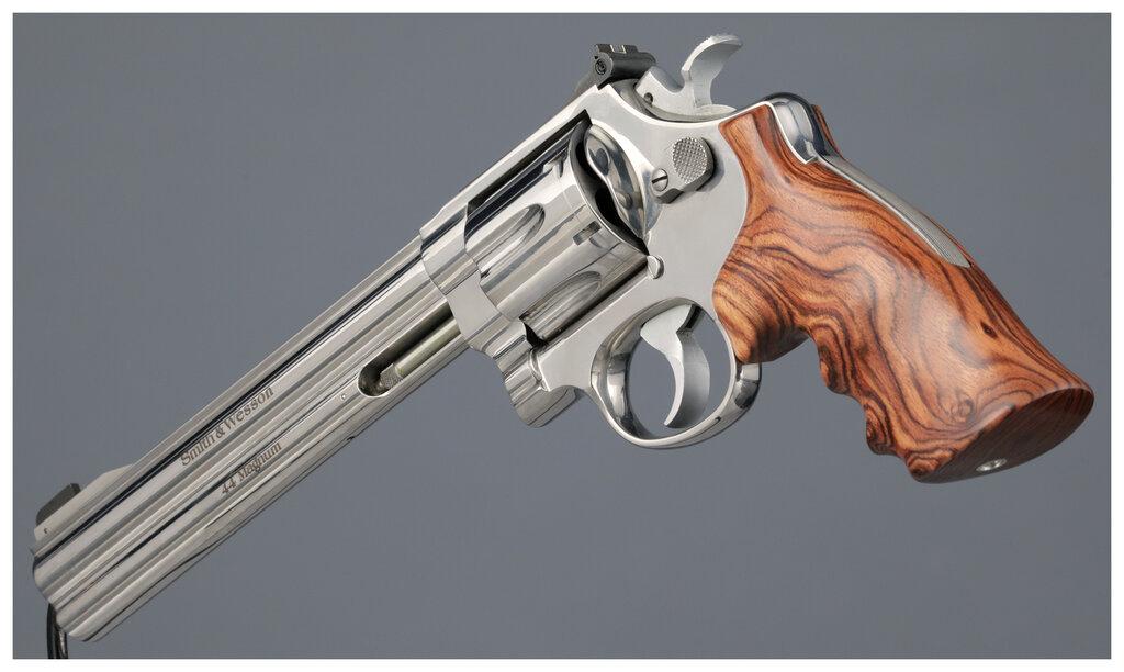 Limited Edition Smith & Wesson Model 629 Magna Classic Revolver