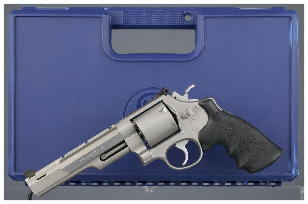 Smith & Wesson Performance Center Hunter Model 657-3 Revolver