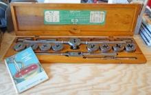 Greenfield "Little Giant" No. 7 Tap & Die Set w/ Book