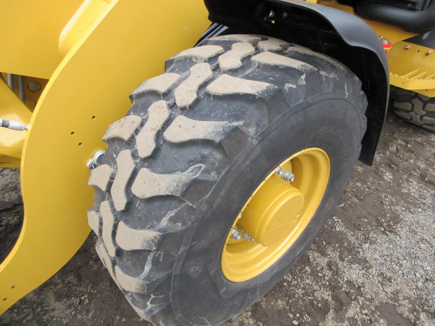 2022 Caterpillar 906M Rubber Tire Wheel Loader