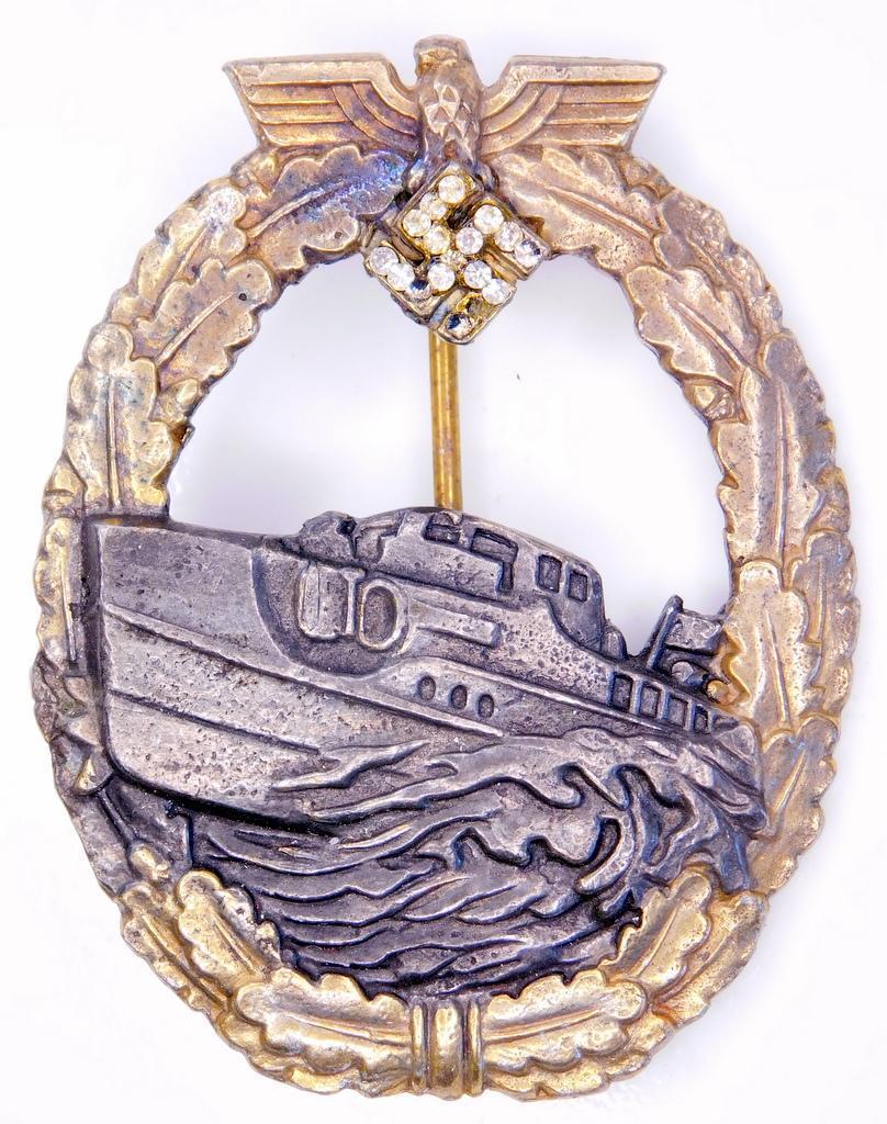 German WWII Naval Kriegsmarine 1st Model E Boat Badge with facsimile Diamonds