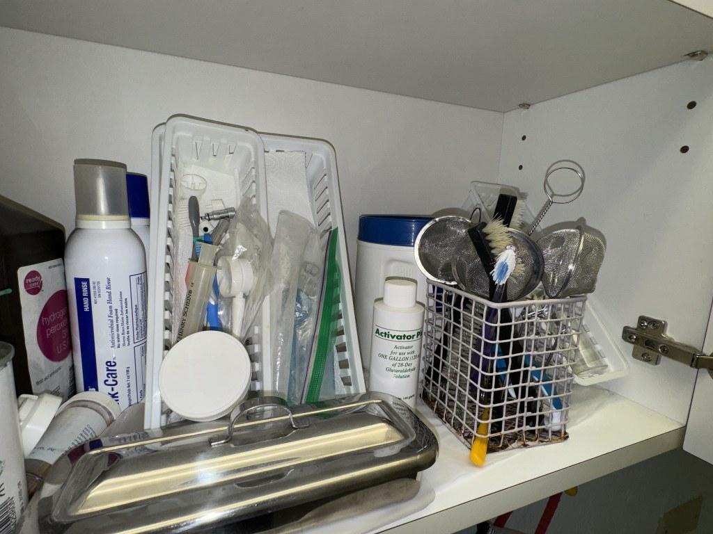 LOT CONSISTING OF DENTAL SUPPLIES IN CABINETS
