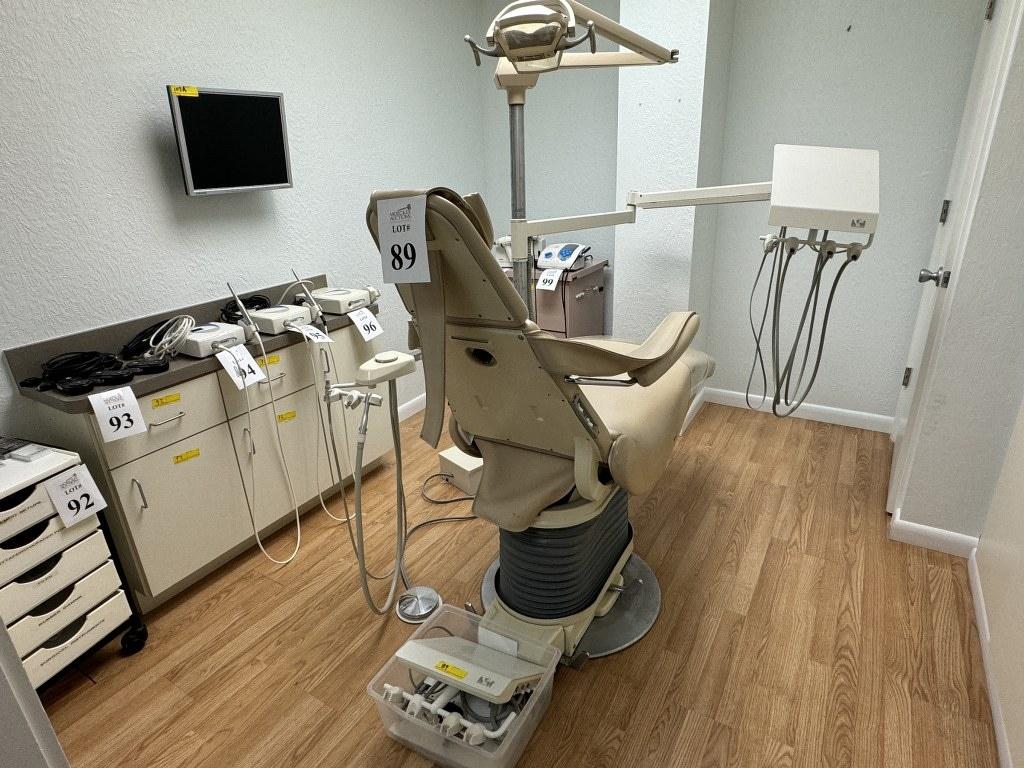 BEVER STATE DENTAL PATIENT CHAIR