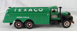 First Gear 1:34 Diecast Mack R-Model Fuel Tanker Texaco