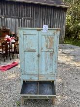 Nice Sellers Cabinet 27x13x61