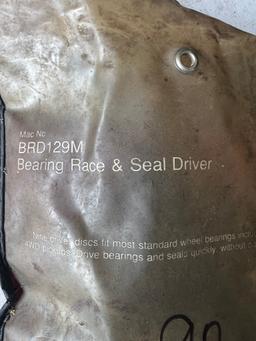 MAC Tools Bearing Race and Seal Driver