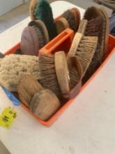 Lot of miscellaneous brushes & plastic carrier