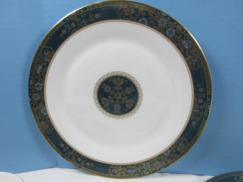 11pcs 5pc Place Setting For 2 Plus Extra Dinner Plate