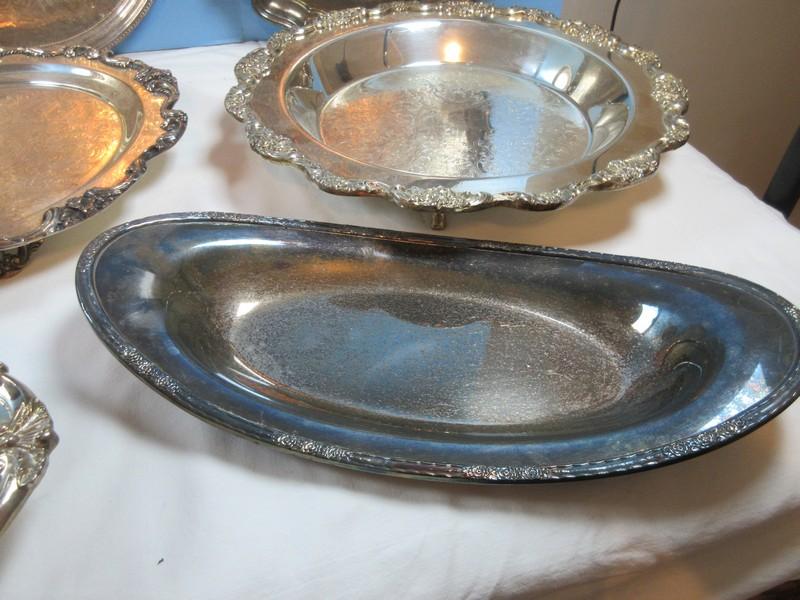 Lot Silverplate Footed Oval 19 1/4" Meat Serving Platter w/Dripwell, Footed Anston 13" Round