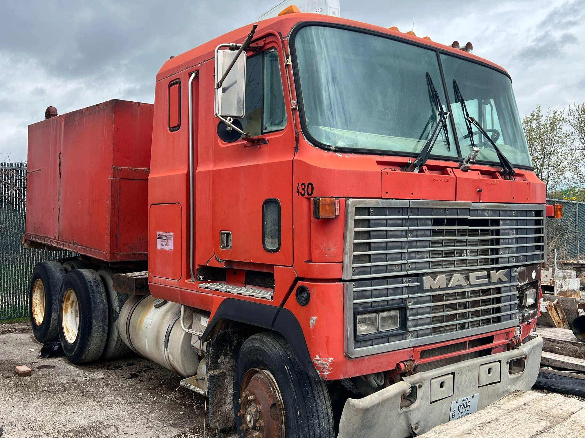 1984 Mack Cabover Water Truck