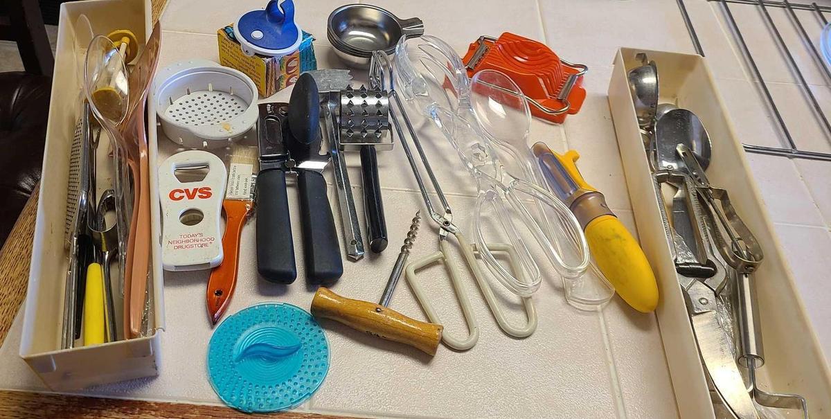 Misc. Kitchenware $1 STS