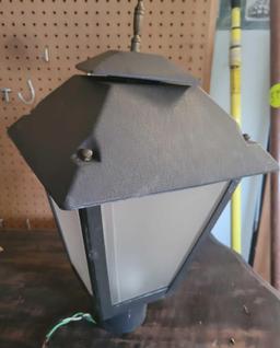 Lamp Post Light Fixture $3 STS