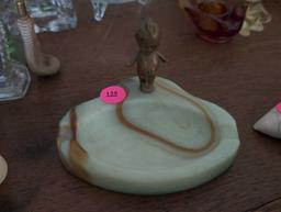 (LR) VINTAGE GREEN MARBLE ASHTRAY WITH A BRASS BABY FIGURAL. 4-3/4"W X 3-3/4"D X 2-3/4"T.