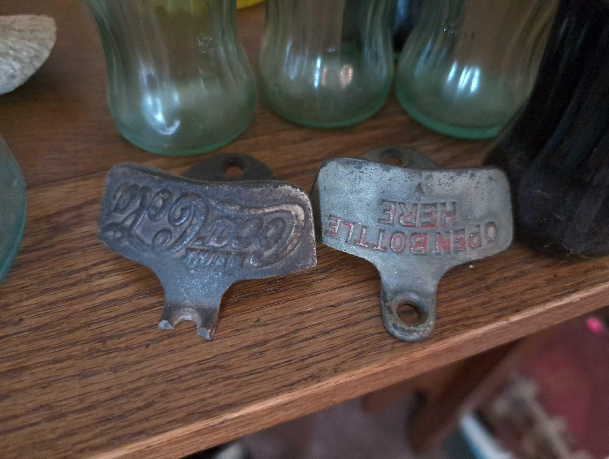 (LR) VINTAGE LOT TO INCLUDE A STARR WALL MOUNT BOTTLE OPENER, A COCACOLA WALL MOUNT BOTTLE OPENER,