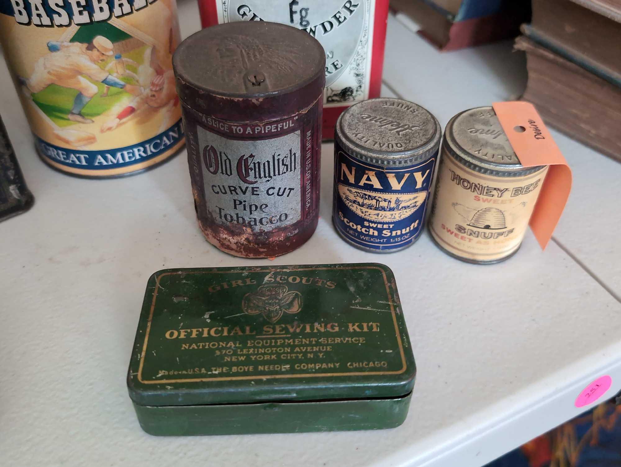 (LR) MISC. VINTAGE TIN LOT TO INCLUDE AN EDGEWORTH PIPE TOBACCO TIN, GIRL SCOUTS OFFICIAL SEWING