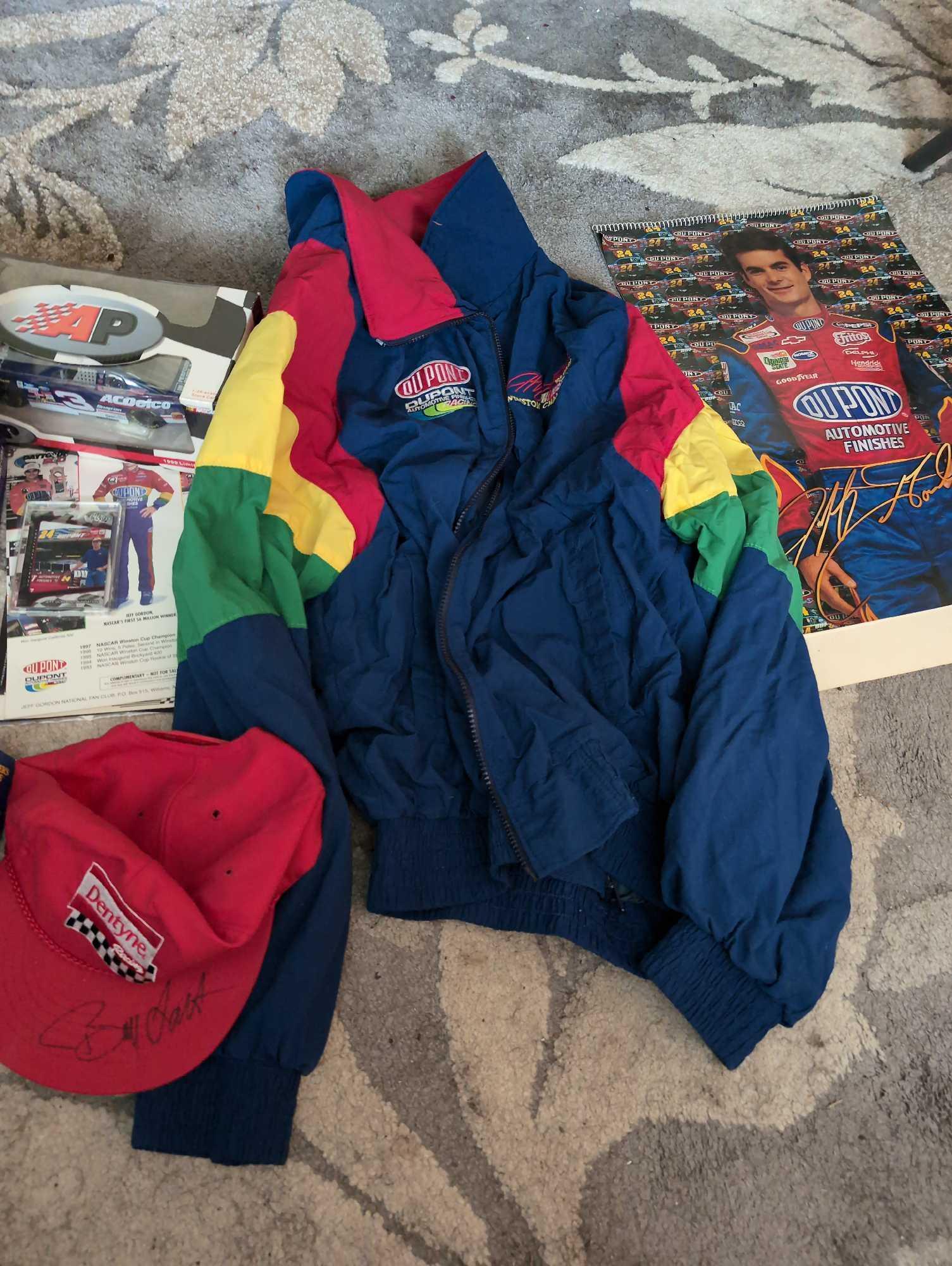 (LR) LARGE LOT OF MISC. NASCAR MEMORABILIA & COLLECTIBLES TO INCLUDE AN AUTOGRAPHED DENTYNE RACING