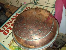 (DR) LARGE SIZE SIEVE/STRAINER BOWL, DIMENSIONS - 14" WIDE X 2" DEEP, WHAT YOU SEE IN THE PHOTOS IS