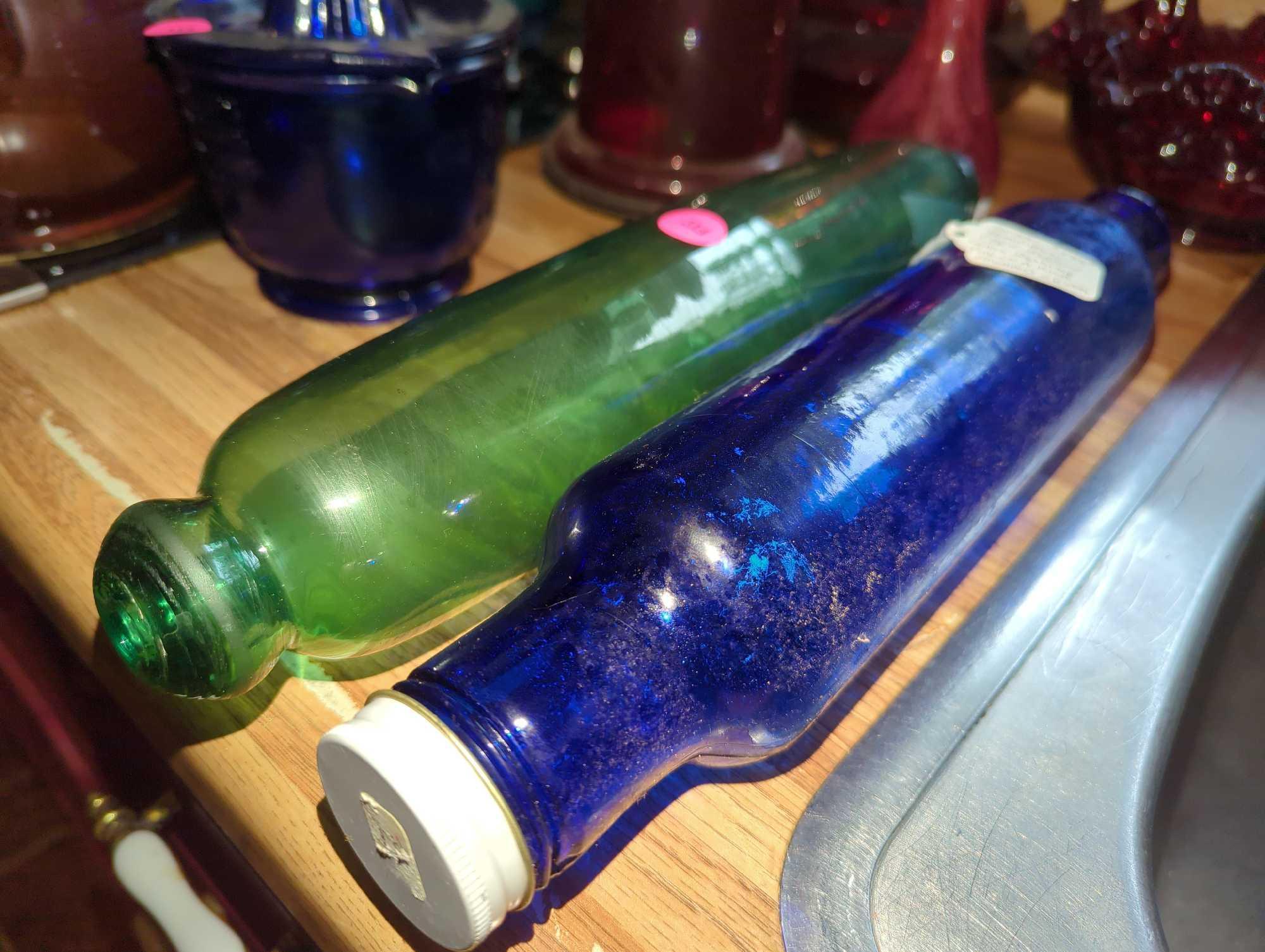 (KIT) LOT OF 2 GLASS BLOWN ROLLING PINS, ONE IS EMERALD GREEN THE OTHER COBALT BLUE GLASS HOLLOW