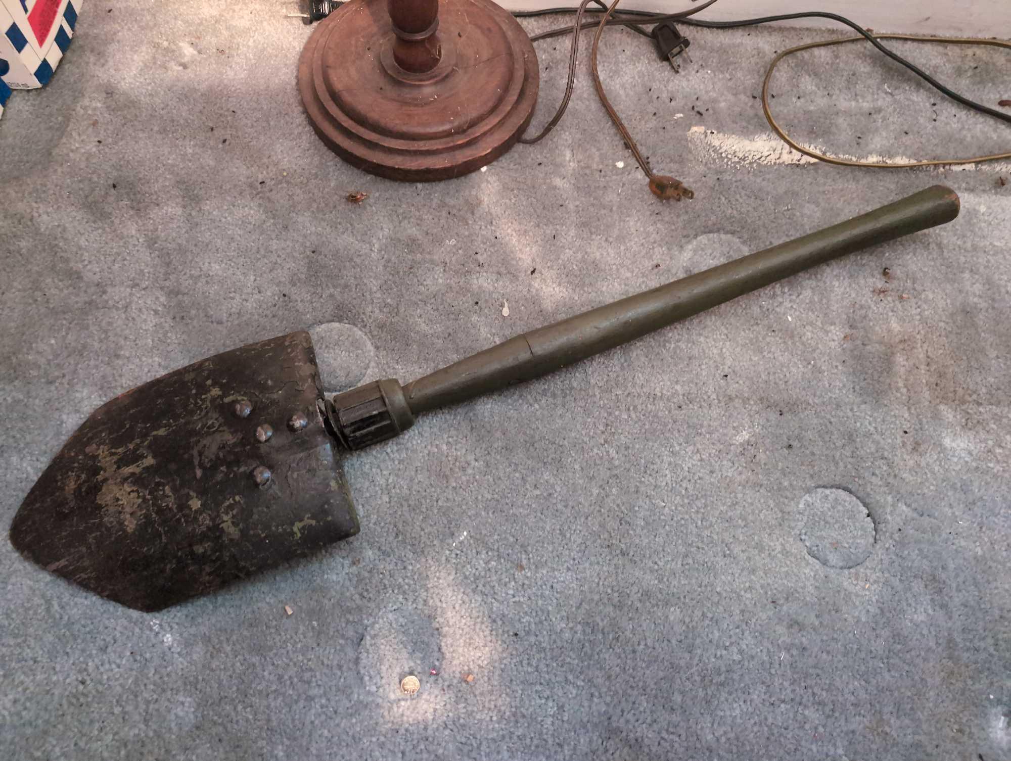 (BR2) 2 PC. LOT TO INCLUDE A VINTAGE GREEN PAINTED FOLDABLE TRENCH SHOVEL 27-1/4"L & A ROUND