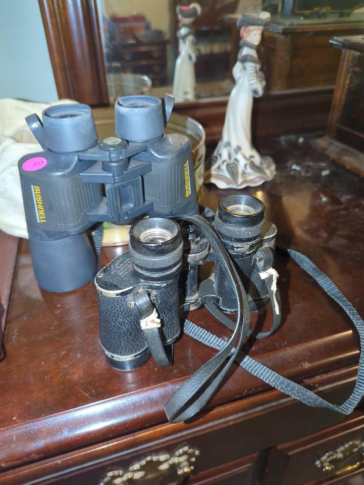 (BR3) LOT OF TWO BINOCULARS, BUSHNELL 10X50 AW BINOCULARS, AND A VINTAGE FIELD 75? 71727 BINOCULARS