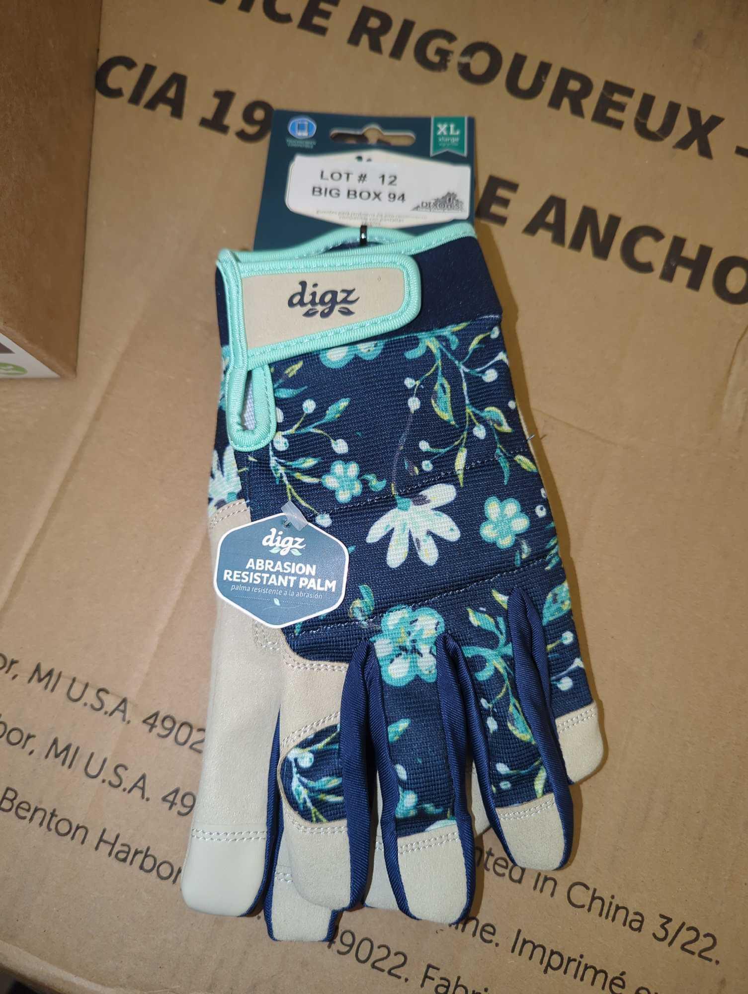 Lot of 10 Pairs of Digz Women's X-Large Gardener Gloves, Retail Price $11/Pair, Appears to be New,