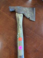 Vaughan Bluegrass Carpenter Hatchet 22oz, What you see in photos is what you will receive Sold Where