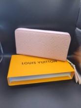 Louis Vuitton Wallet $2 STS