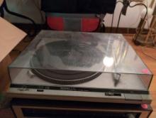 (LR) TECHNICS SL-B10 FREQUENCY GENERATOR SERVI TURNTABLE SYSTEM, NEEDS TO BE REWIRED.