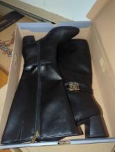 (BR1) LIZ CLAIBORNE BOOTS, SIZE 7 WOMENS, LC RIGSBEE BLACK, OPEN BOX, APPEARS NEAR NEW NO WEAR.