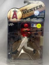 MLB collectible statue: Torii Hunter