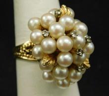 14K Yellow Gold - Ring - Size 9 - Pearl and Small Diamonds - 11.3 Grams TW
