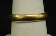 14K Yellow Gold - Ring - Size 11 - Band - 4.8 Grams