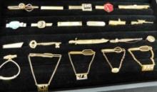 Tray Lot of 21 Vintage Mens Tie Clips