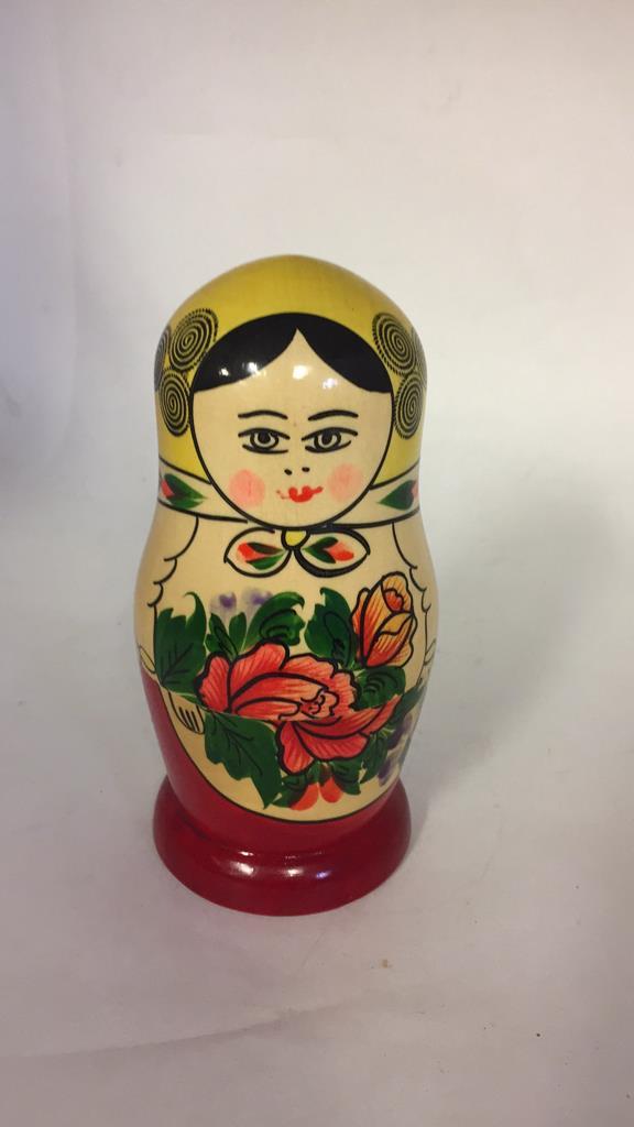 2) RUSSIAN NESTING DOLLS MADE IN THE USSR
