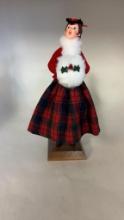 SIMPICH CHARACTER DOLL CAROLLER "MUFF LADY"