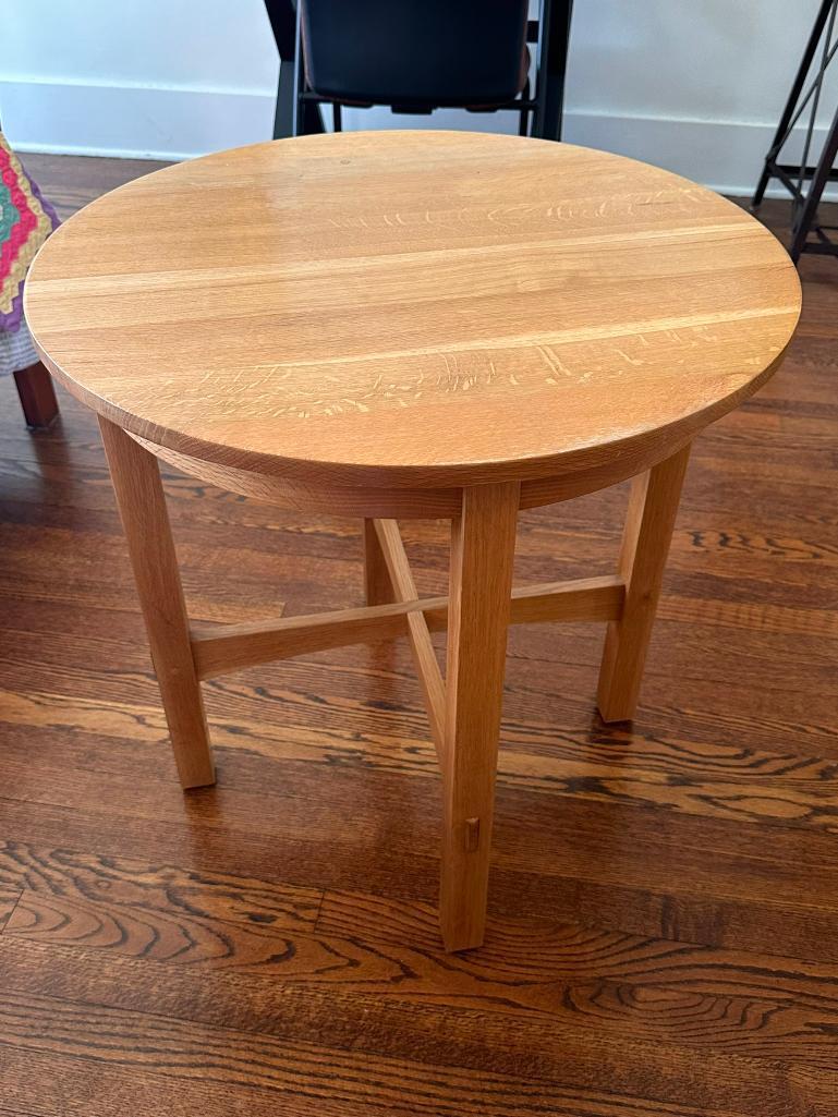 Stickley Oak Side Table w/ Stickley Stamp, Tag and Model, 26in