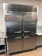 Traulsen Model G20000 Two-Section Reach-In Refrigerator, 4 Solid Doors, Mobile Base, Exc. Cond.