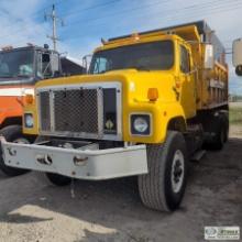 DUMP TRUCK, 1992 INTERNATIONAL 2554, 13YD BOX, AUTOMATIC TRANSMISSION, 6X4, 6CYL DIESEL