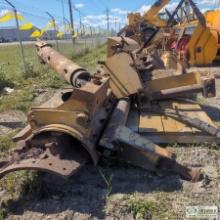 1 ASSORTMENT. CATERPILLAR 160H GRADER ATTACHMENTS. HYDRAULIC SNOW WING AND SLOPER BLADE, WITH HYDRAU