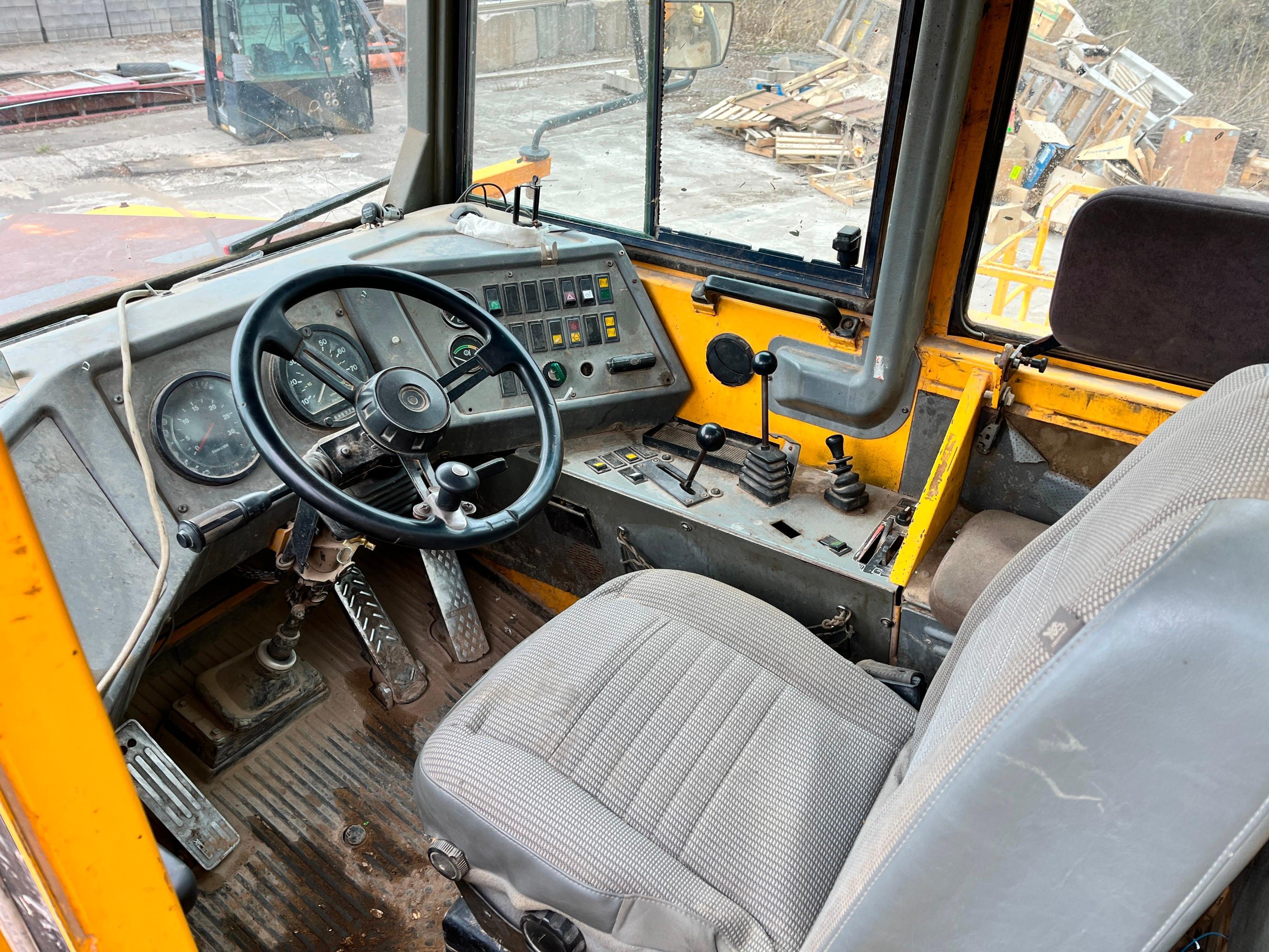 VOLVO A30C ARTICULATED HAUL TRUCK SN:A30CV60109 6x6, powered by Volvo diesel engine, equipped with