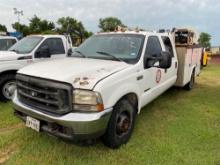 2002 FORD F350 SERVICE TRUCK VN:B04616 powered by gas engine, equipped with automatic transmission,