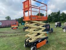 2018 JLG 1932R SCISSOR LIFT SN:M200016757 electric powered, equipped with 19ft. Platform height,