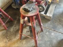 Heavy Duty Pipe Stand