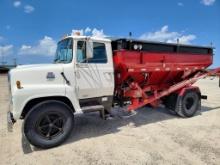 1979 Ford LN700 Seed Tender Truck